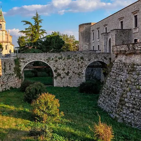 Bed & Breakfast Allegretti's House Venosa, Ospitalita E Accoglienza Venosa