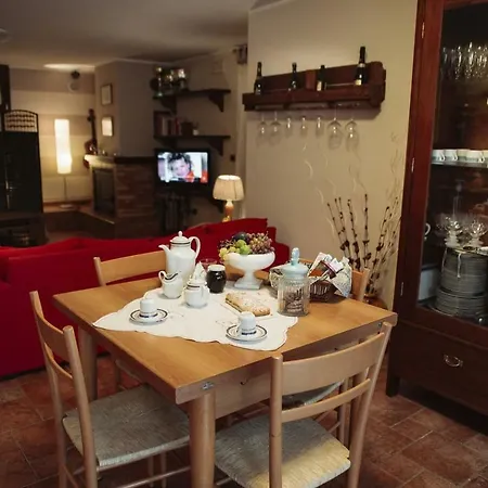 Allegretti's House Venosa, Ospitalita E Accoglienza 3* ונוסה