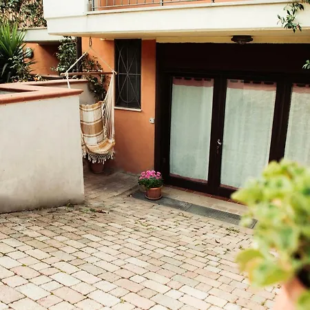 Allegretti's House Venosa, Ospitalità E Accoglienza Couette-café